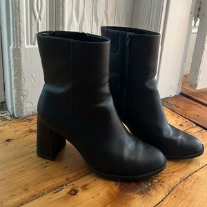 Black Ankle Boots Size 8.5